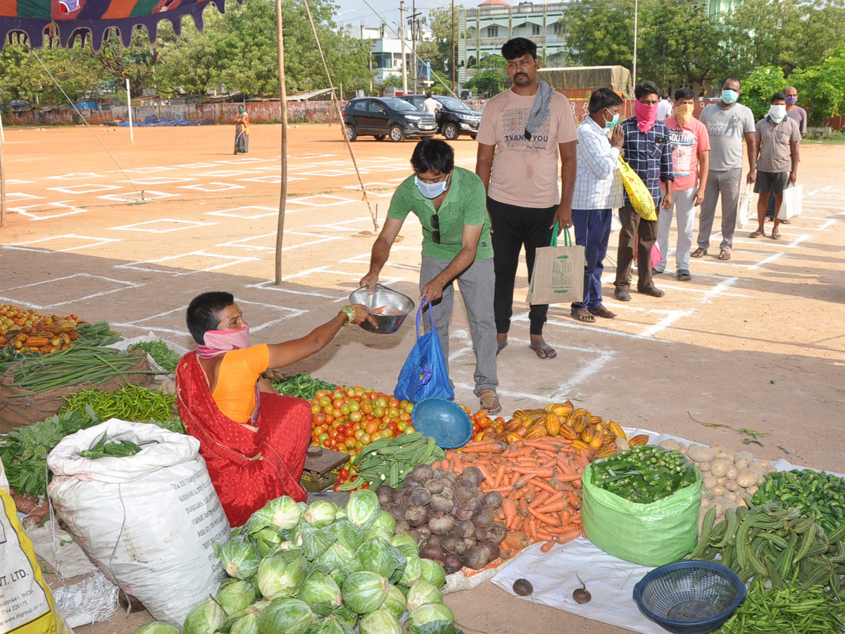 Best photos of the week march 29 to 05,2020 April - Sakshi41