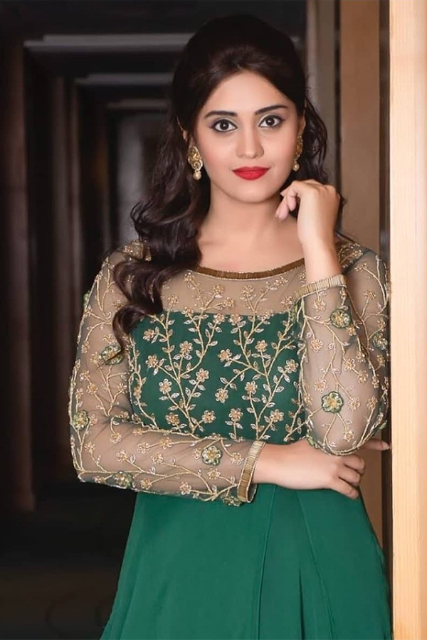 Actress Surabhi Exclusive Photo Gallery - Sakshi40