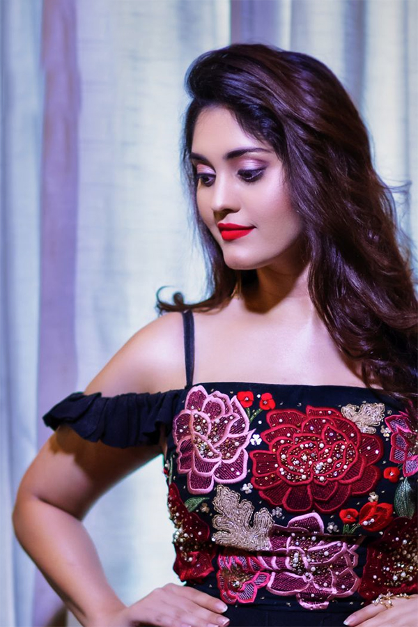Actress Surabhi Exclusive Photo Gallery - Sakshi56
