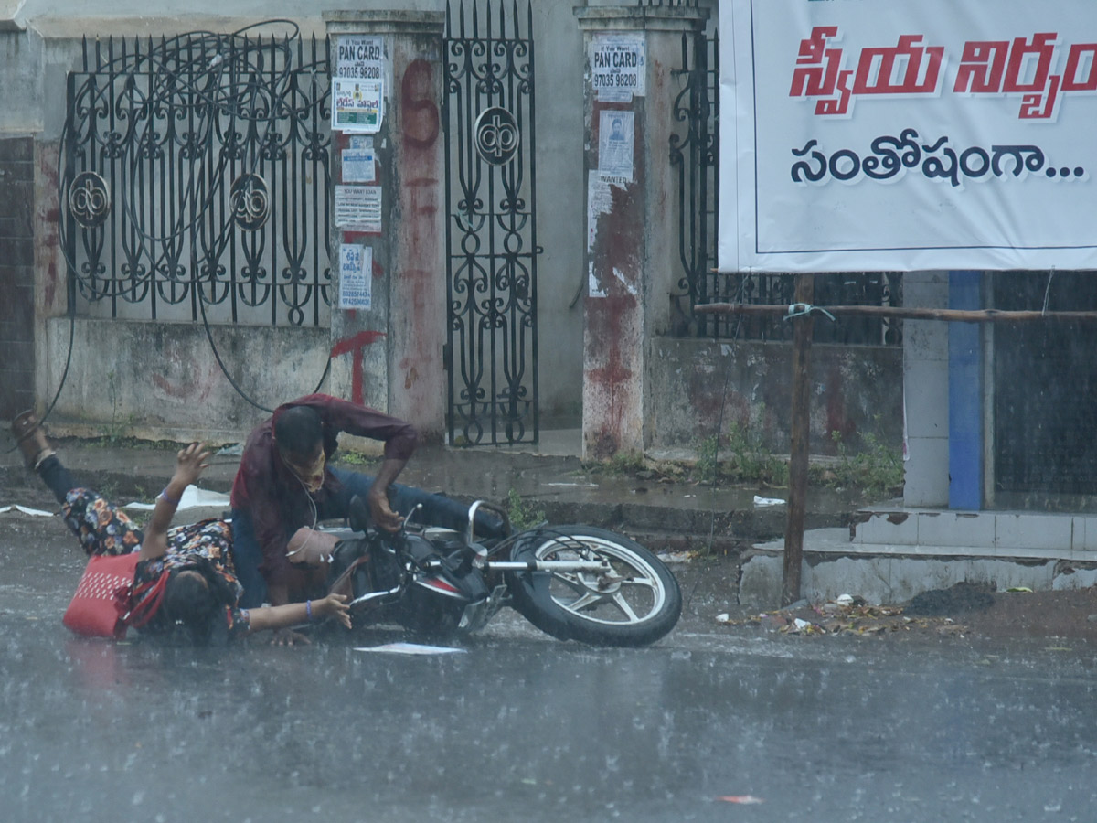 Best photos of the week April 12 to 19,2020 - Sakshi3