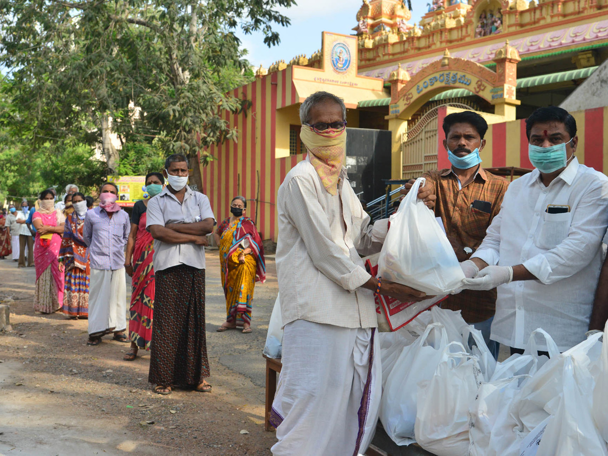 Lockdown in Andhra pradesh Photo Gallery - Sakshi10