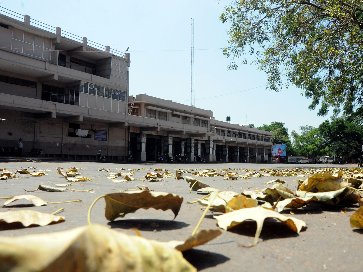 Lockdown in Andhra pradesh Photo Gallery - Sakshi30