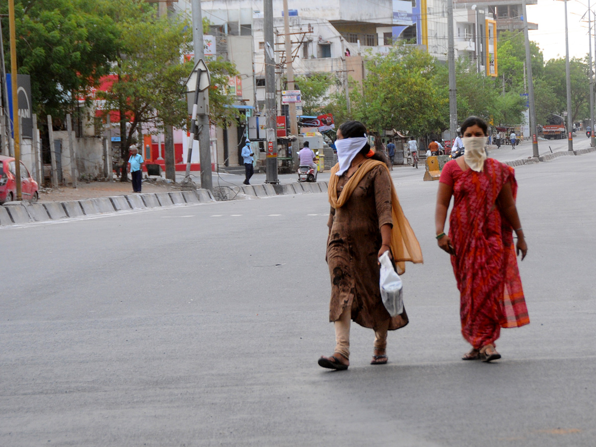 Lockdown in Andhra pradesh Photo Gallery - Sakshi35