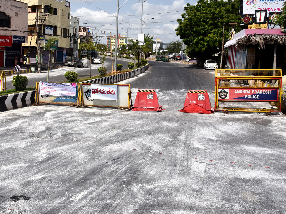 Lockdown in Andhra pradesh Photo Gallery - Sakshi7