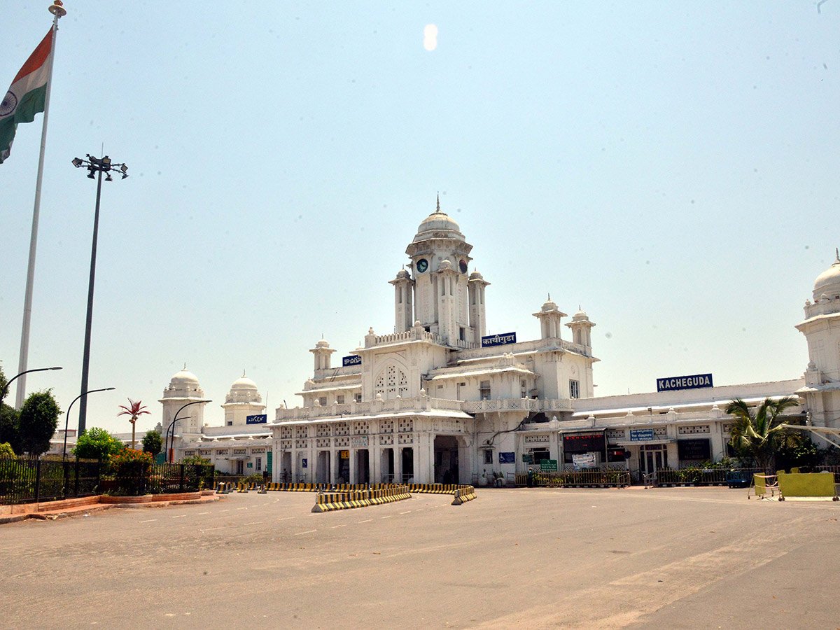 Lockdown in Hyderabad City Photo Gallery - Sakshi42
