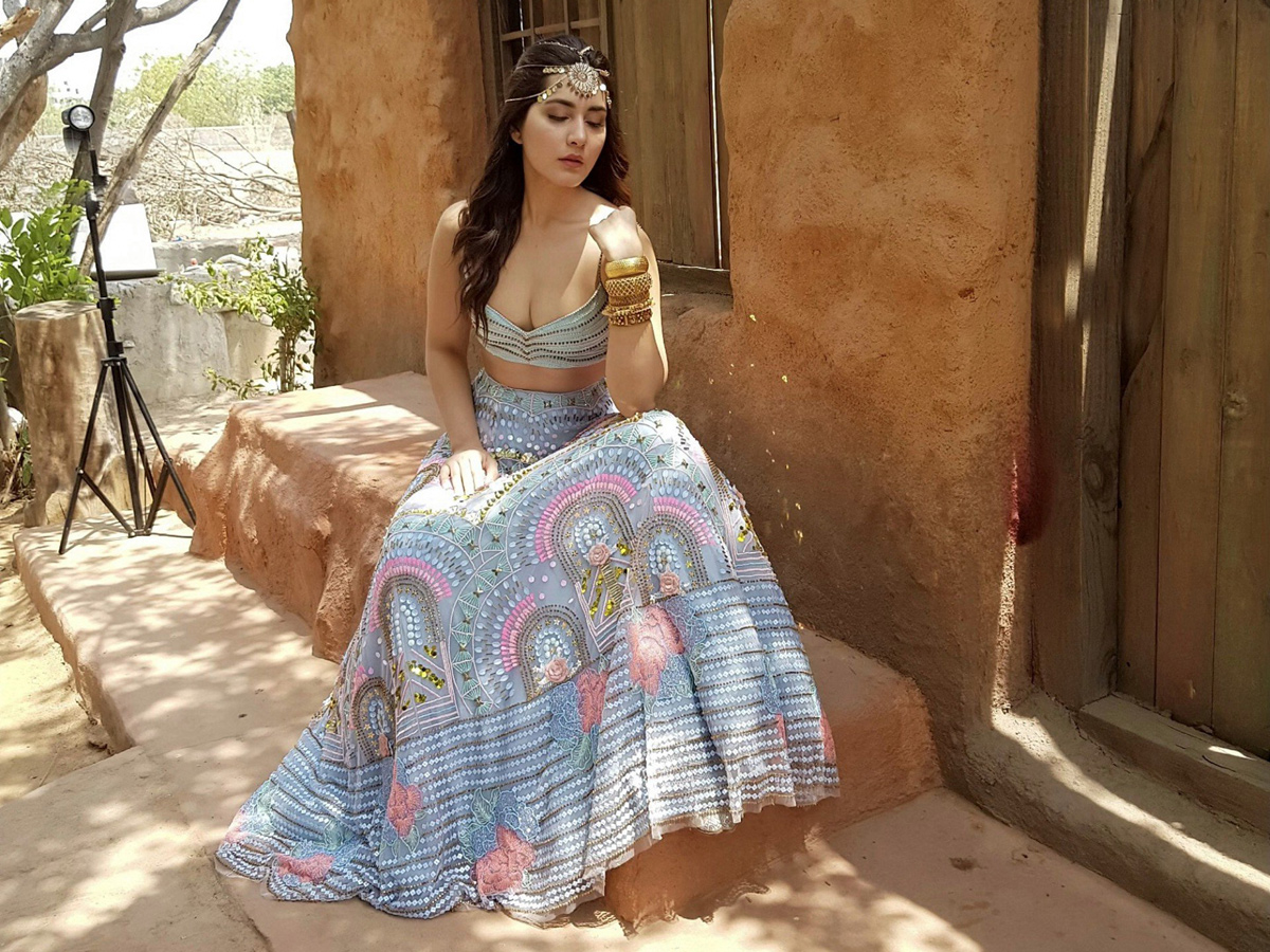 Rashi Khanna photo gallery - Sakshi1