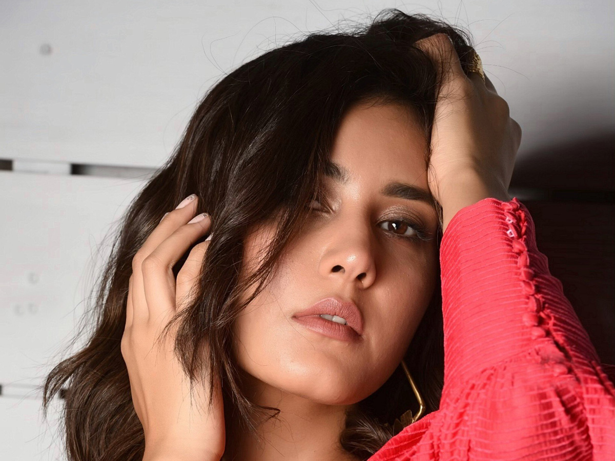 Rashi Khanna photo gallery - Sakshi14