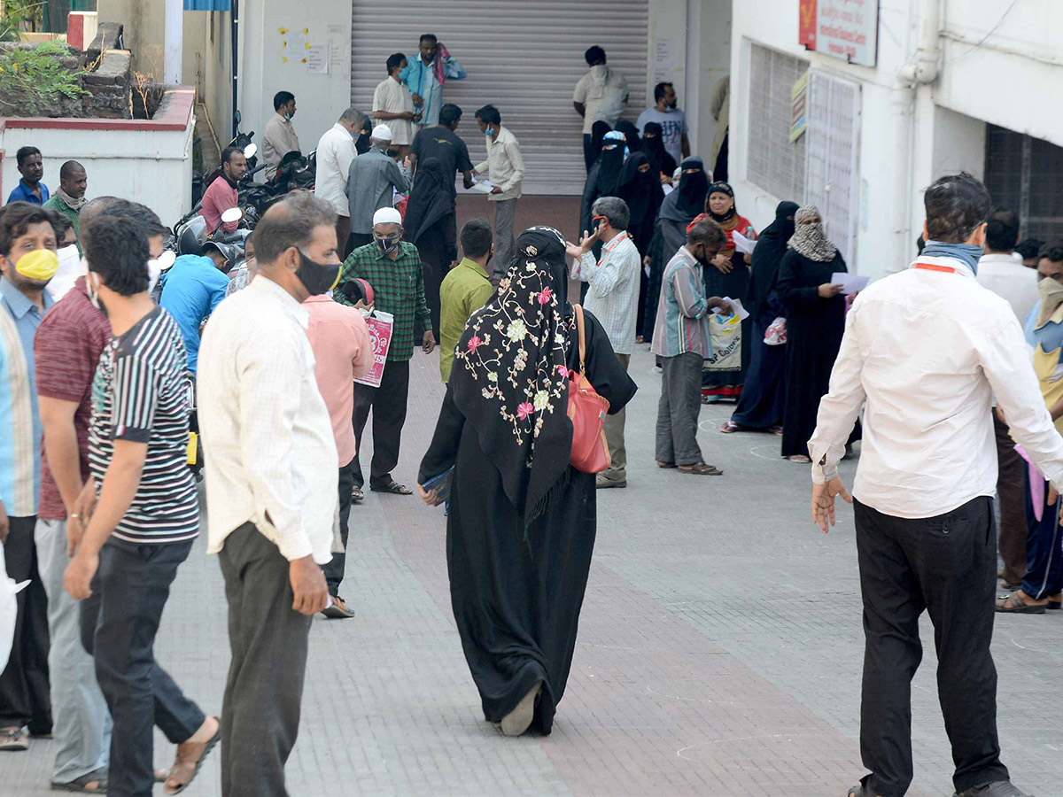 Lockdown in Hyderabad City Photo Gallery - Sakshi37