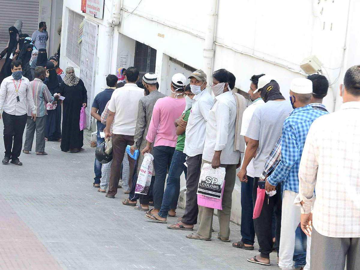 Lockdown in Hyderabad City Photo Gallery - Sakshi38
