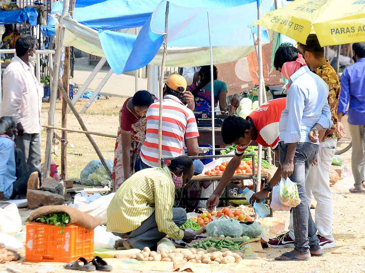 Lockdown in Hyderabad City Photo Gallery - Sakshi49