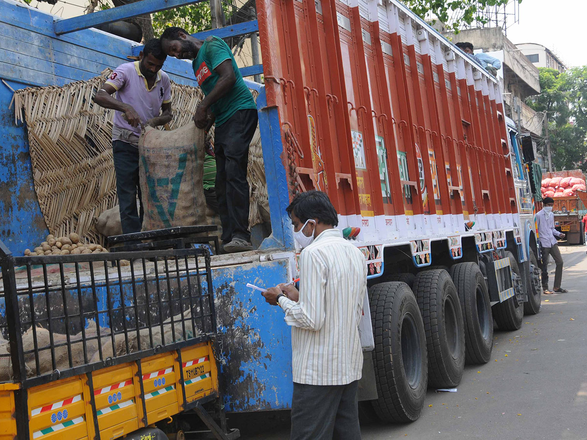 Lockdown in Hyderabad City Photo Gallery - Sakshi54