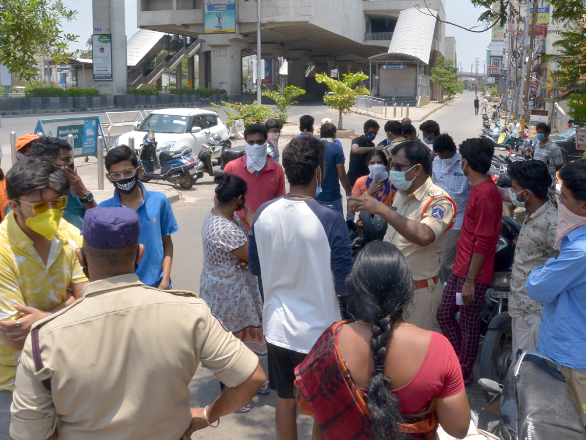 Lockdown in Hyderabad City Photo Gallery - Sakshi8