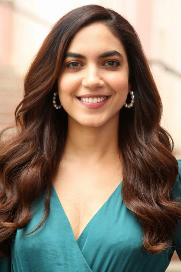 actress ritu varma exclusive photo gallery - Sakshi19