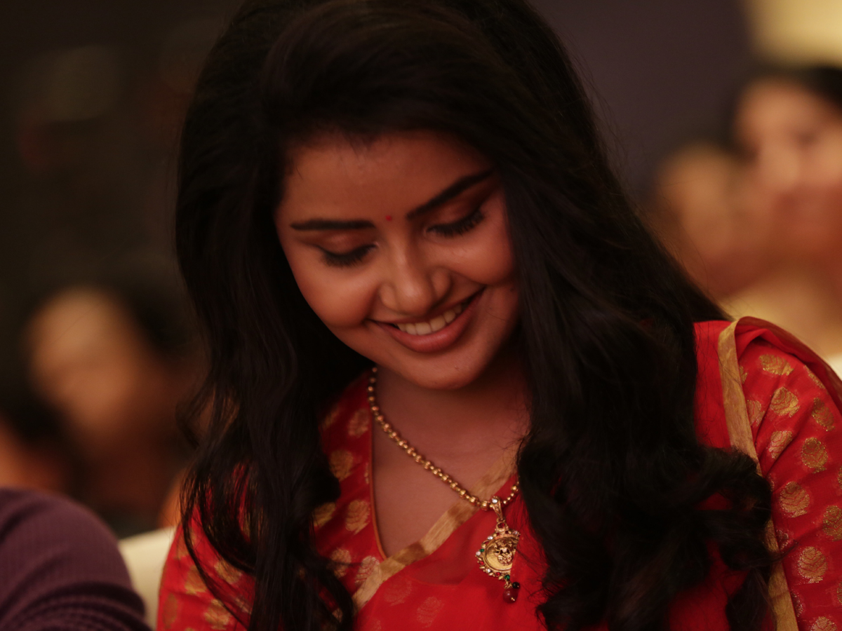 Actress Anupama Parameswaran Exclusive Photo Gallery - Sakshi60