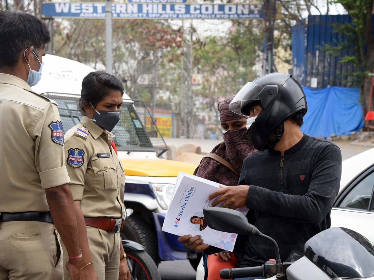 Lockdown in Hyderabad City Photo Gallery - Sakshi20