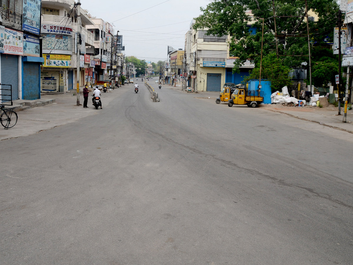 Lockdown in Hyderabad City Photo Gallery - Sakshi34