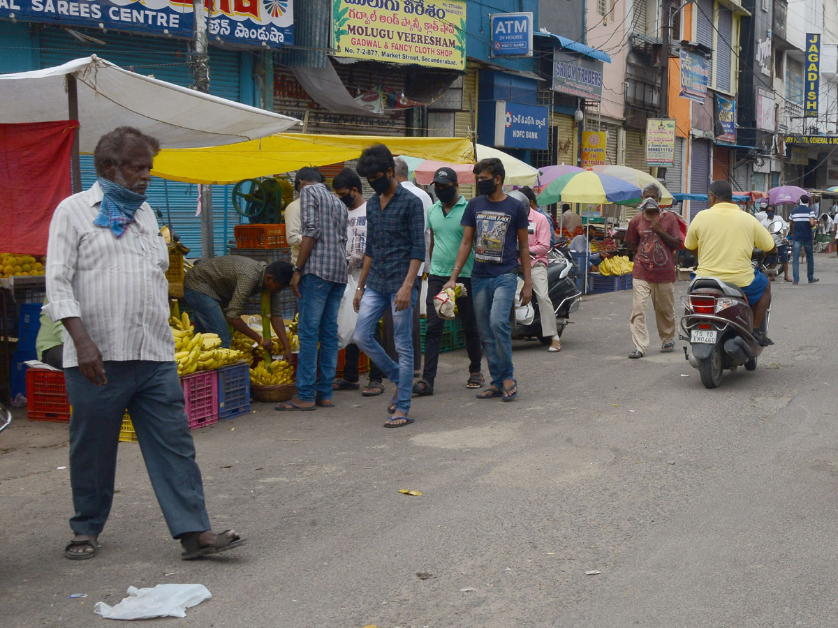 Lockdown in Hyderabad City Photo Gallery - Sakshi45