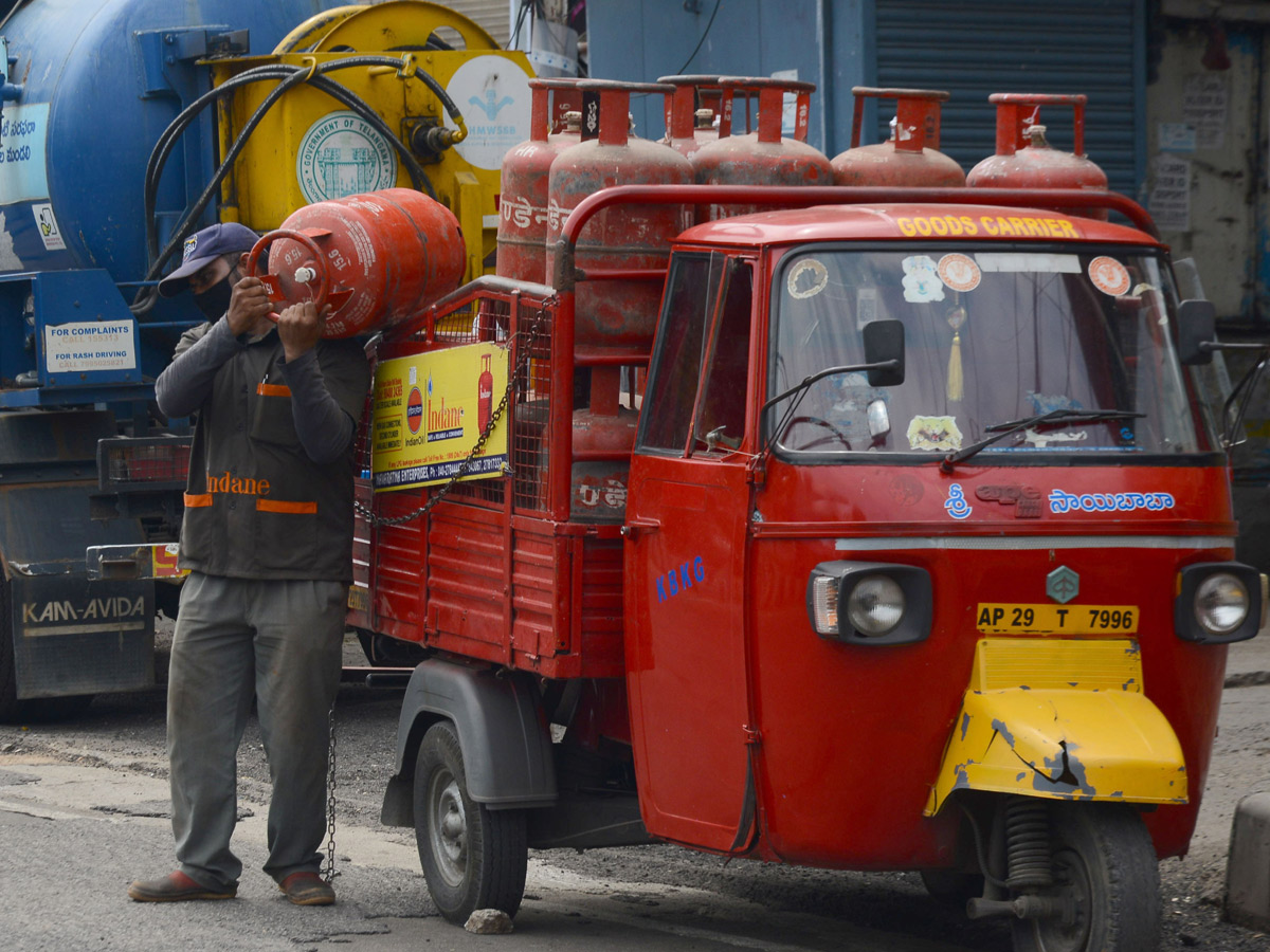 Lockdown in Hyderabad City Photo Gallery - Sakshi46