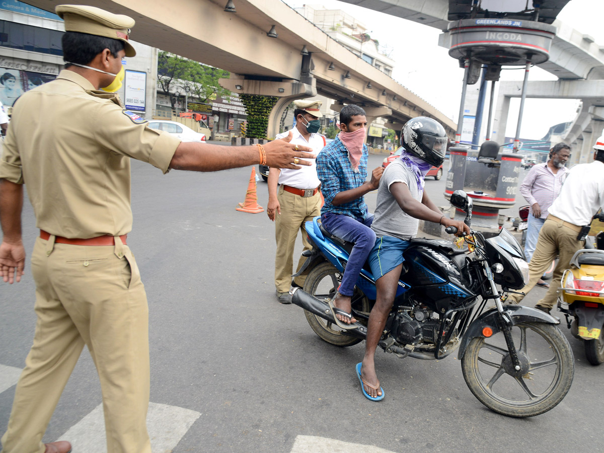 Lockdown in Hyderabad City Photo Gallery - Sakshi51