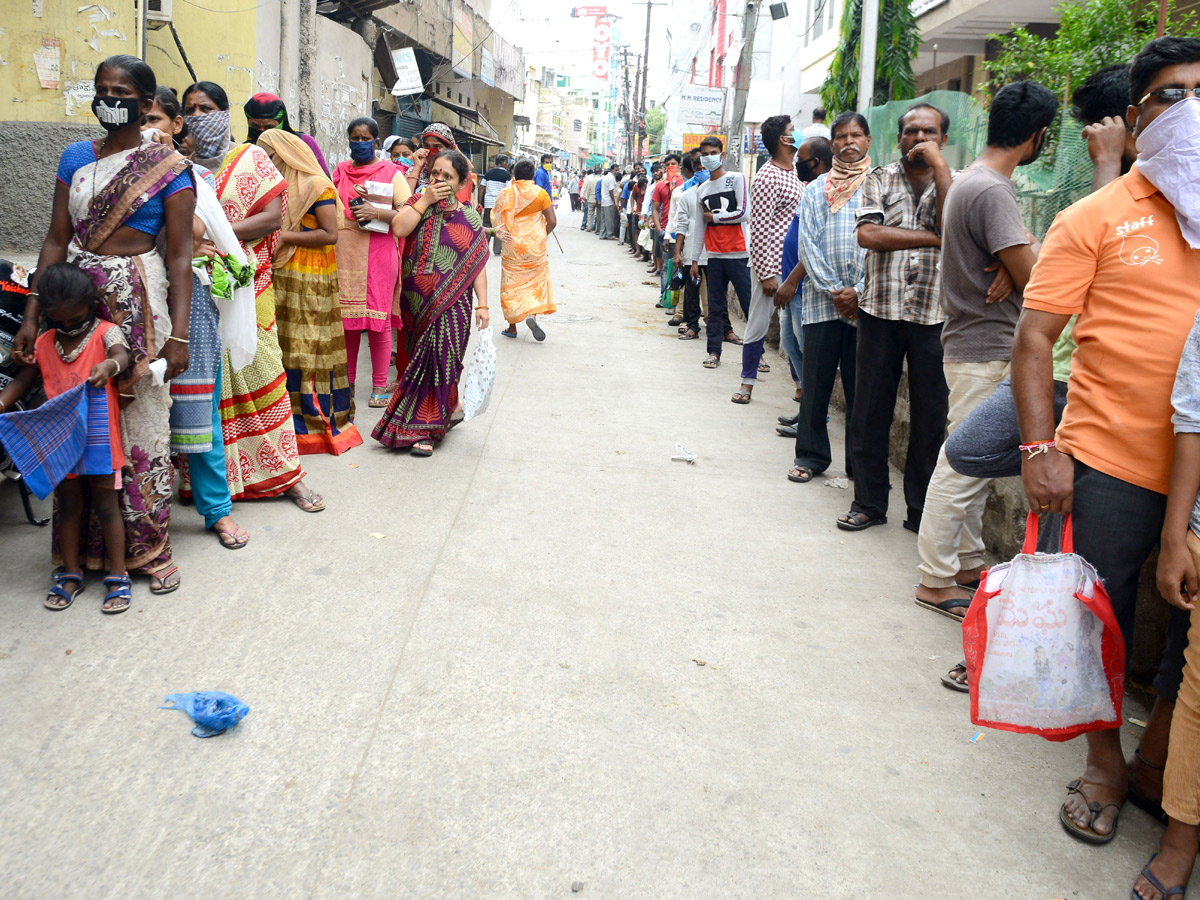 Lockdown in Hyderabad City Photo Gallery - Sakshi52