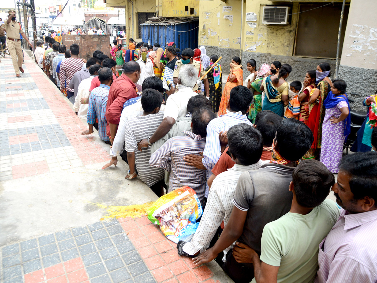 Lockdown in Hyderabad City Photo Gallery - Sakshi56
