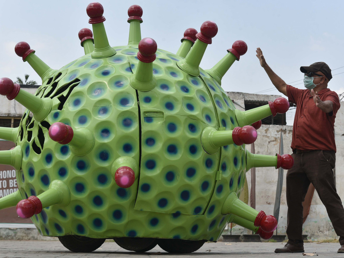 Lockdown in Hyderabad City Photo Gallery - Sakshi16