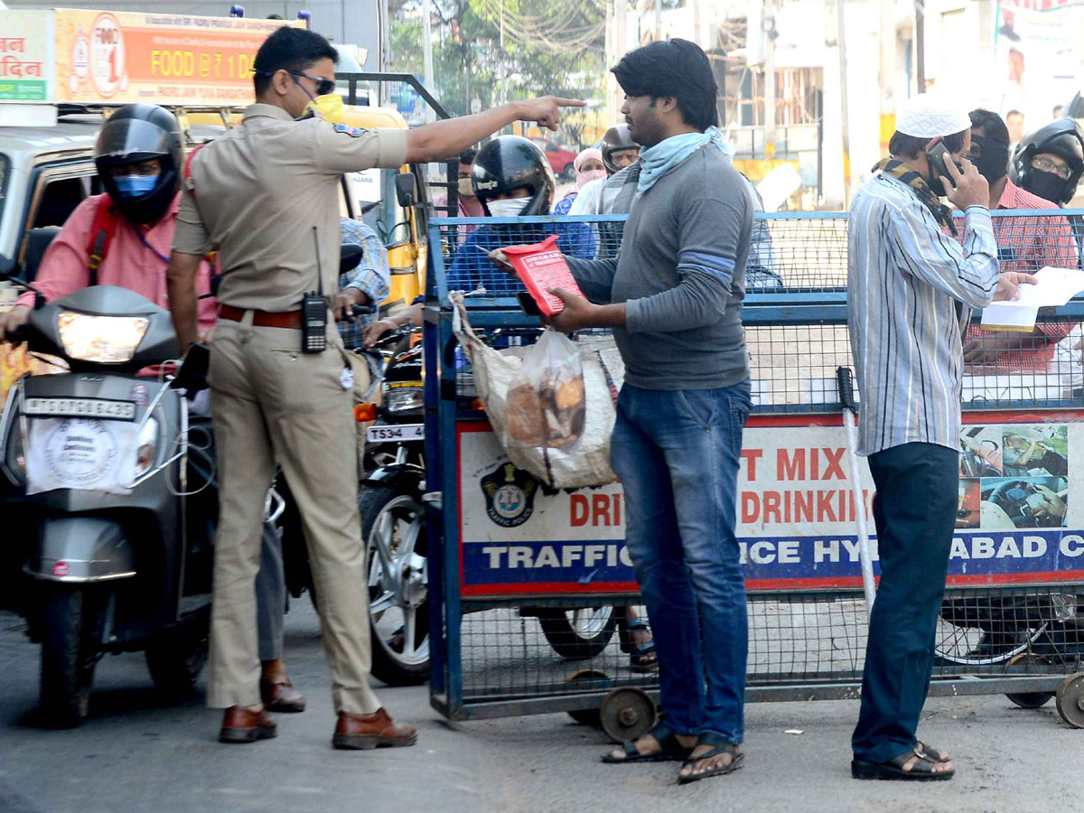 Lockdown in Hyderabad City Photo Gallery - Sakshi46