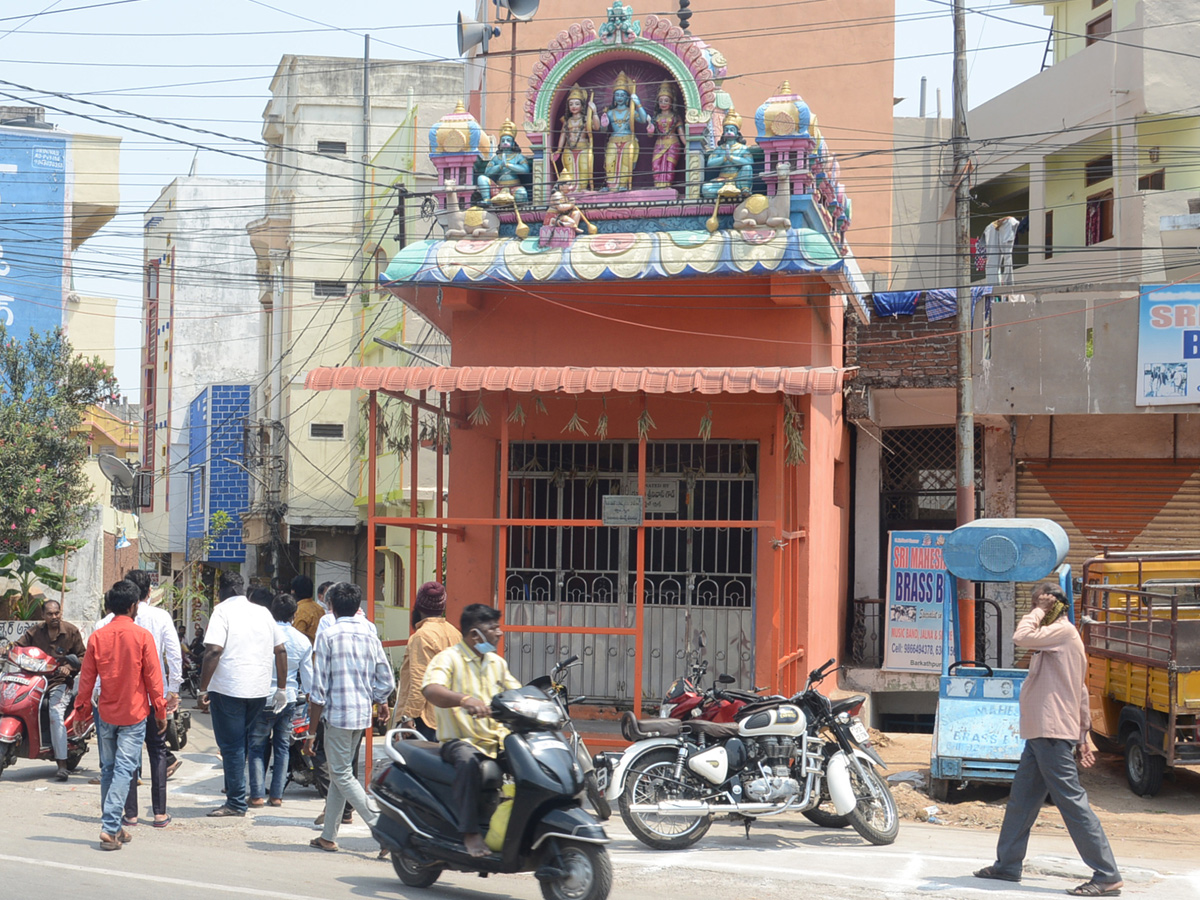 Lockdown in Hyderabad City Photo Gallery - Sakshi6