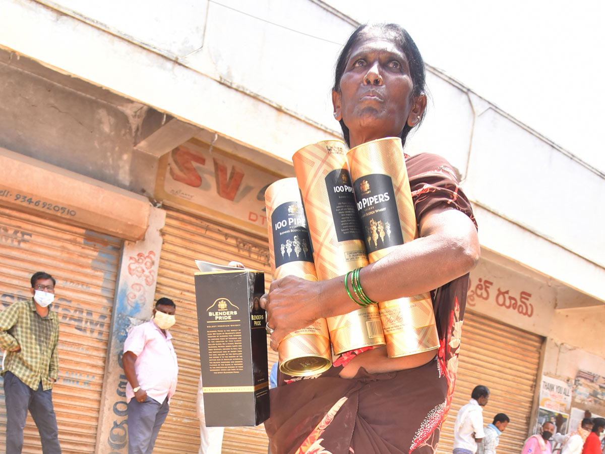 Best photos of the week may 10 to 17,2020 - Sakshi2