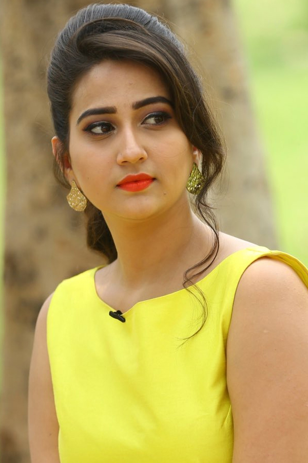Anchor Manjusha Exclusive Photo Gallery - Sakshi12