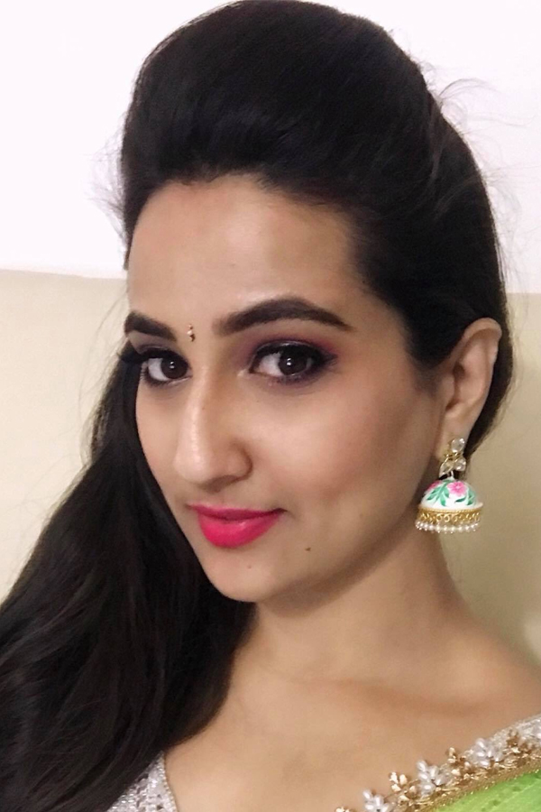 Anchor Manjusha Exclusive Photo Gallery - Sakshi21