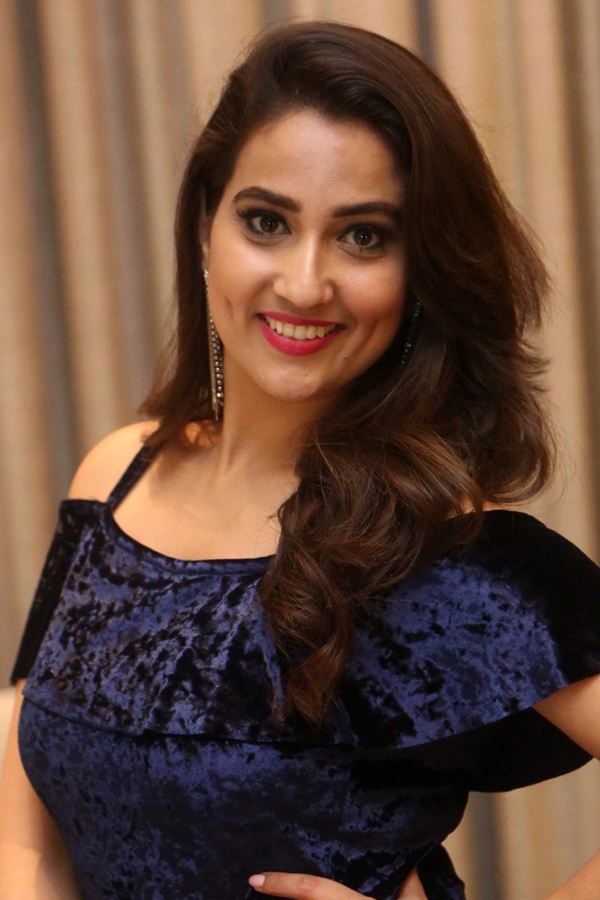 Anchor Manjusha Exclusive Photo Gallery - Sakshi26