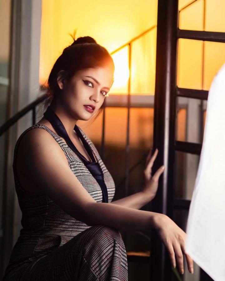 Actress Kalpika Ganesh Photo Gallery - Sakshi3