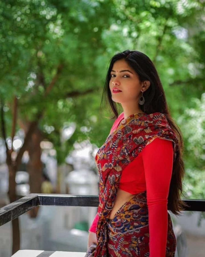 Actress Kalpika Ganesh Photo Gallery - Sakshi30