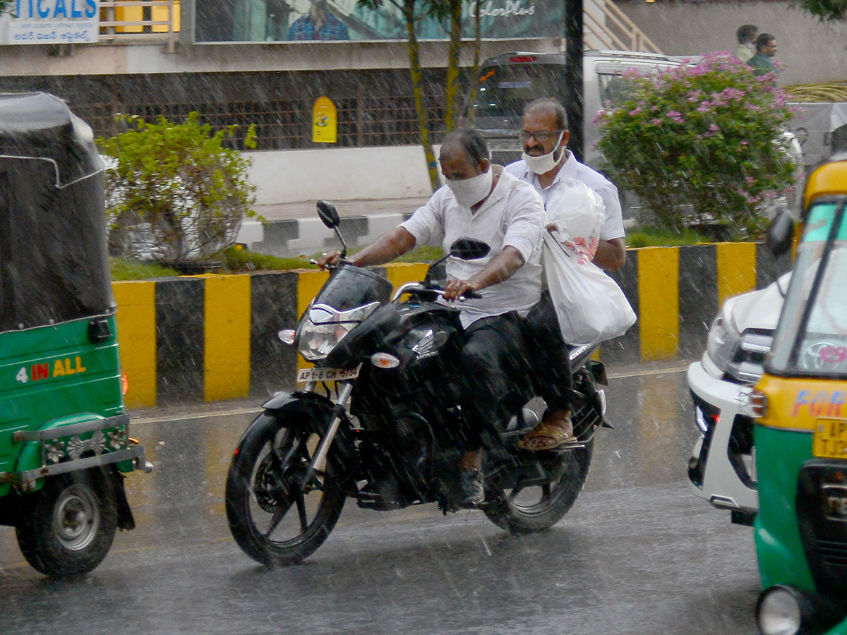 heavy rain in andhra pradesh photo gallery - Sakshi16