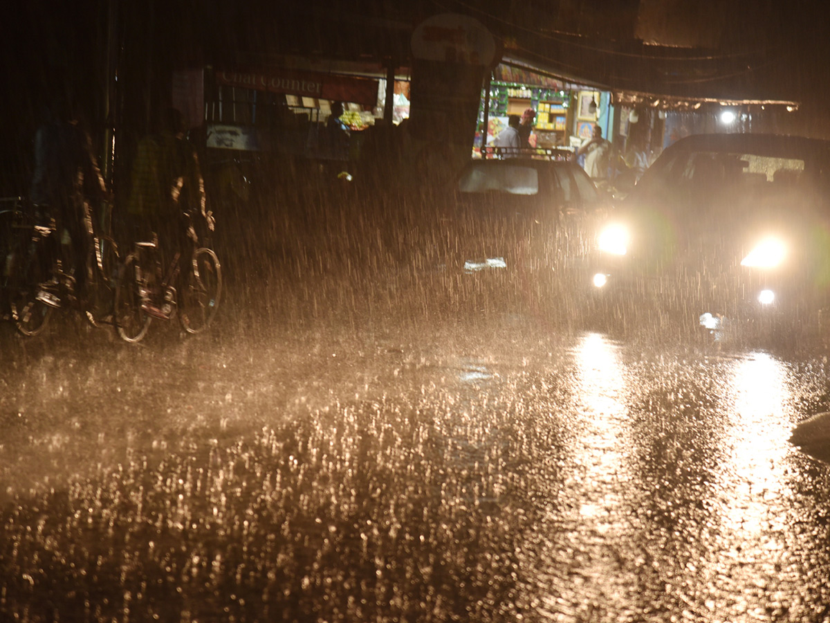 heavy rain in andhra pradesh photo gallery - Sakshi25