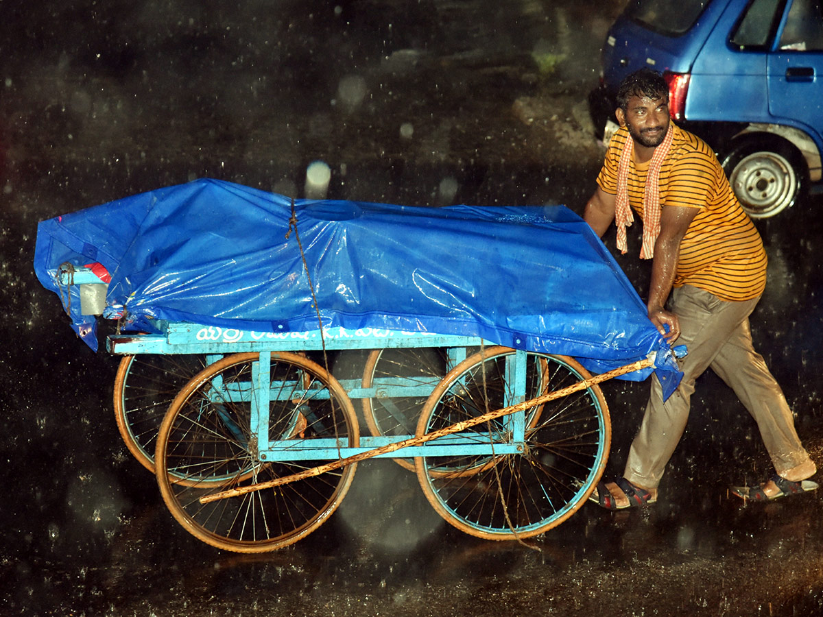 heavy rain in andhra pradesh photo gallery - Sakshi30