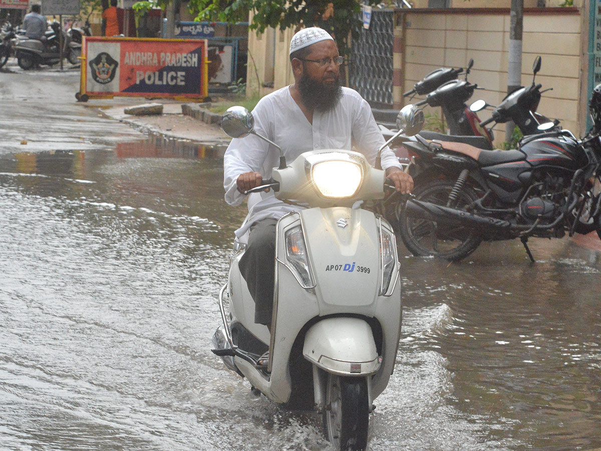heavy rain in andhra pradesh photo gallery - Sakshi36