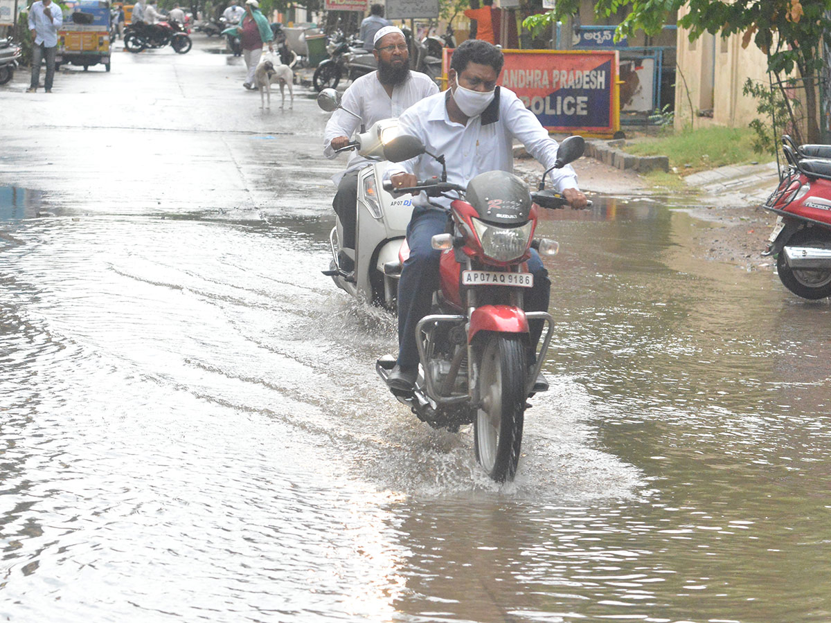 heavy rain in andhra pradesh photo gallery - Sakshi37