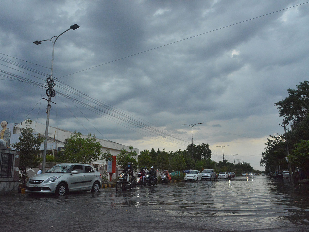 heavy rain in andhra pradesh photo gallery - Sakshi47