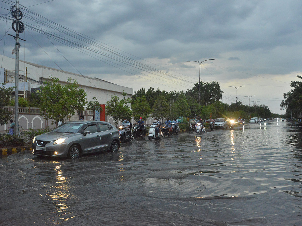 heavy rain in andhra pradesh photo gallery - Sakshi48