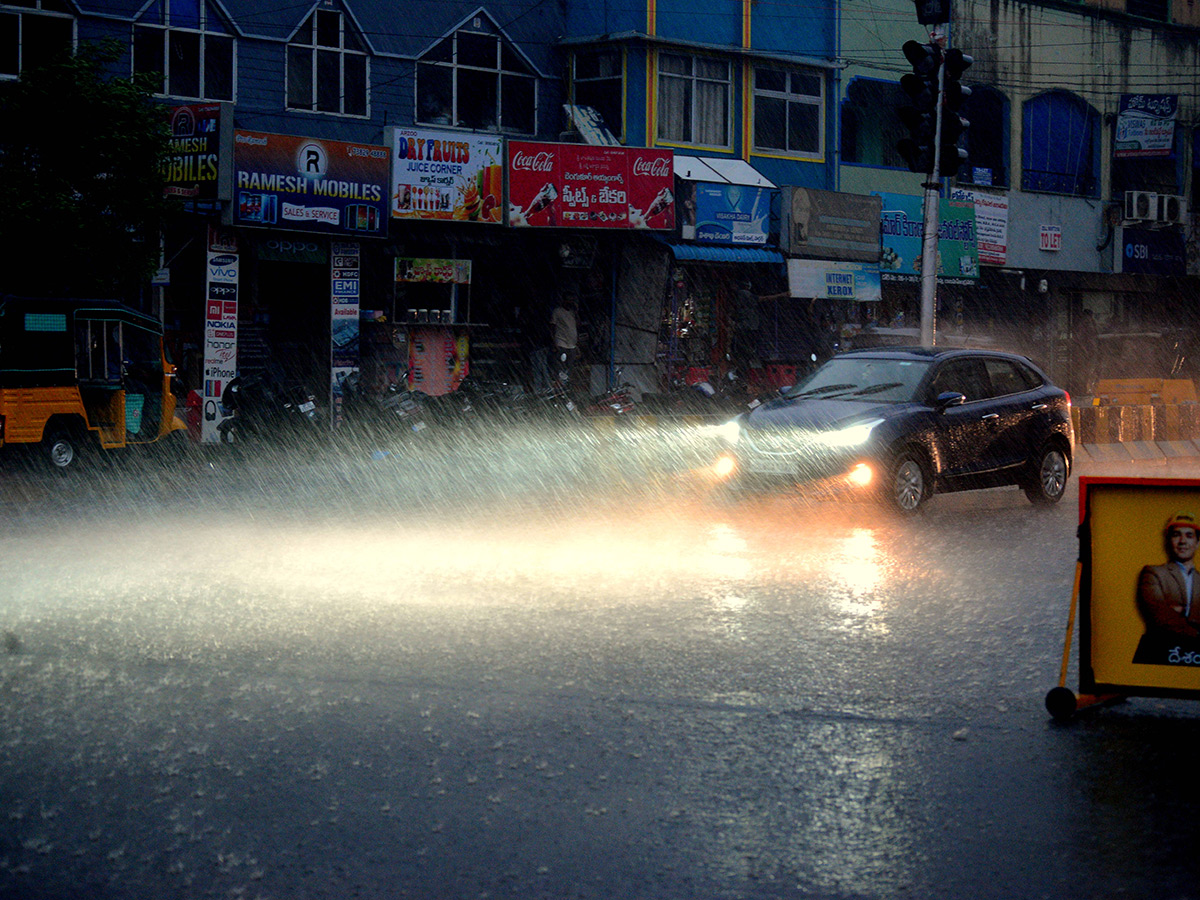 heavy rain in andhra pradesh photo gallery - Sakshi6