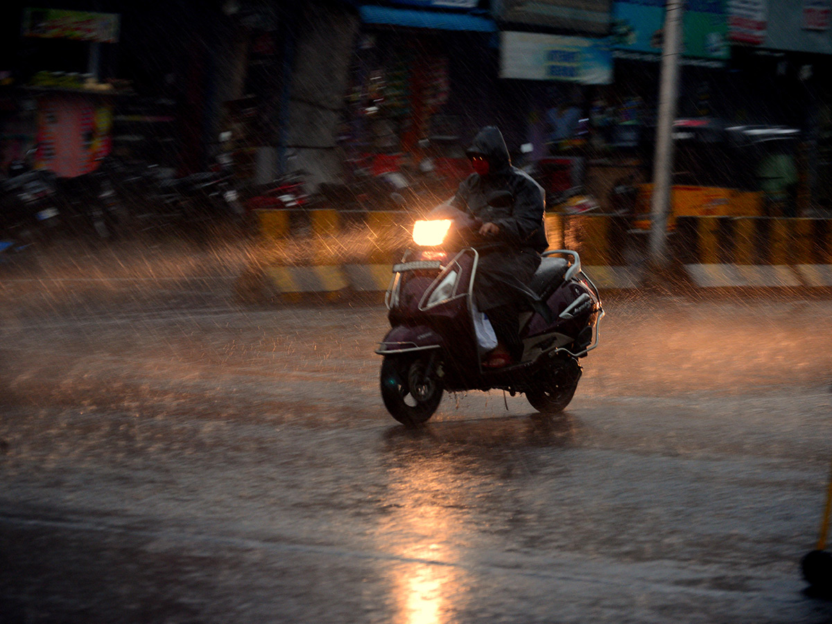 heavy rain in andhra pradesh photo gallery - Sakshi8