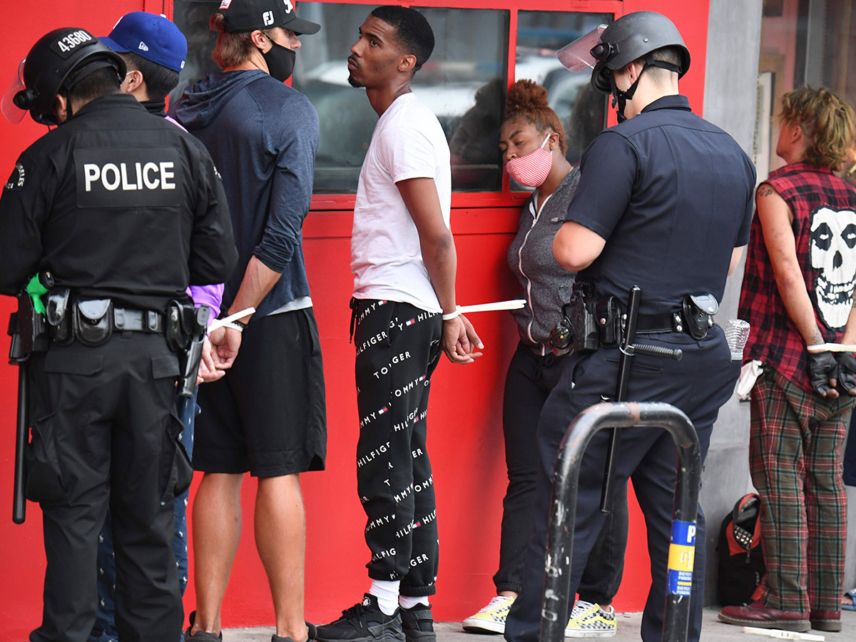 violent usa against death george floyd photo gallery - Sakshi38