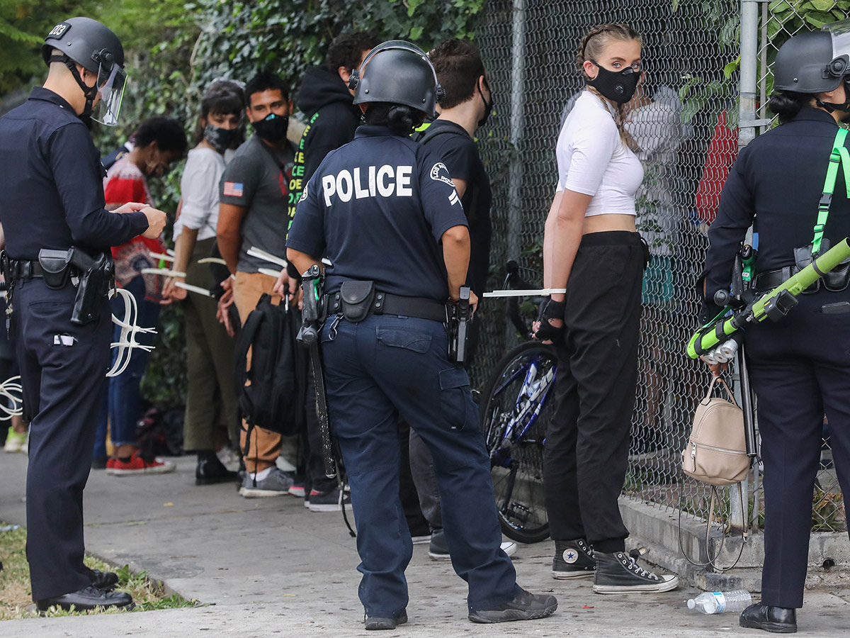 violent usa against death george floyd photo gallery - Sakshi44