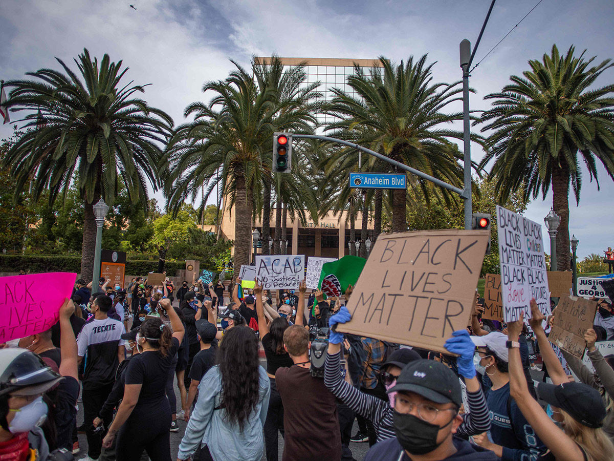 violent usa against death george floyd photo gallery - Sakshi47