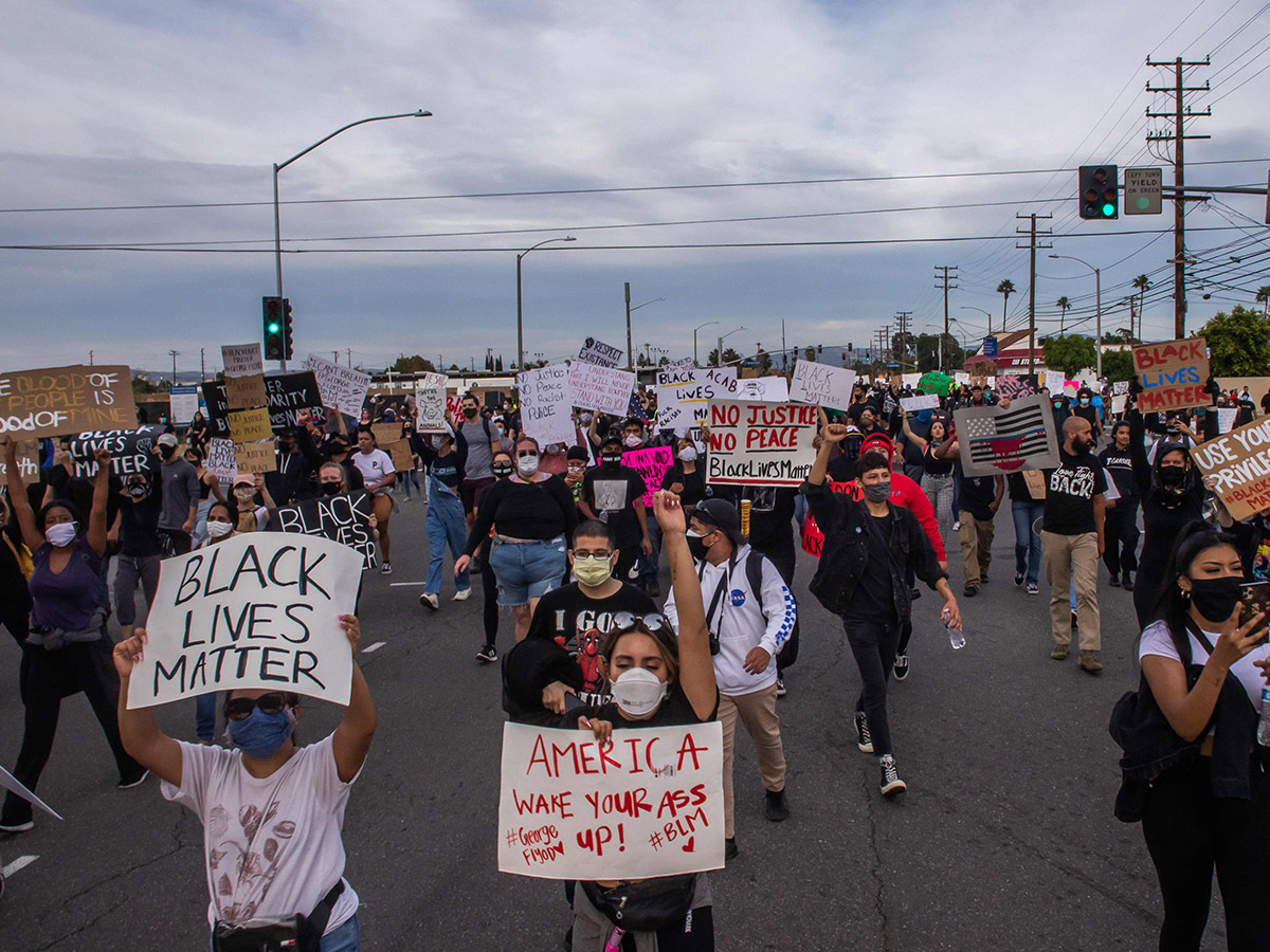 violent usa against death george floyd photo gallery - Sakshi48