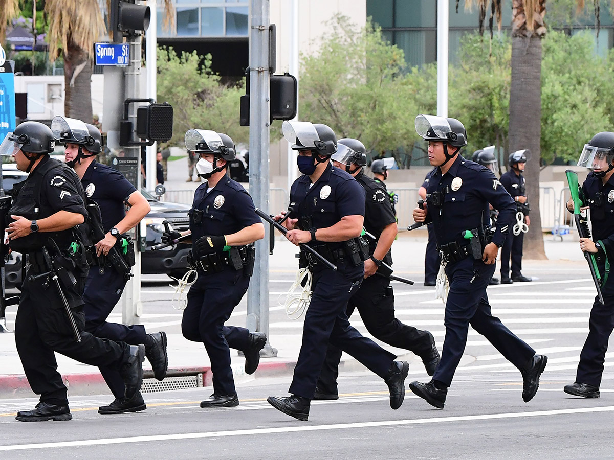 violent usa against death george floyd photo gallery - Sakshi49