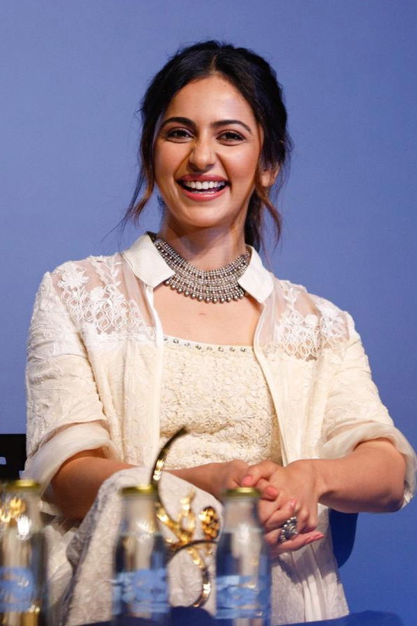 actress Rakul preet singh exclusive photo gallery - Sakshi42