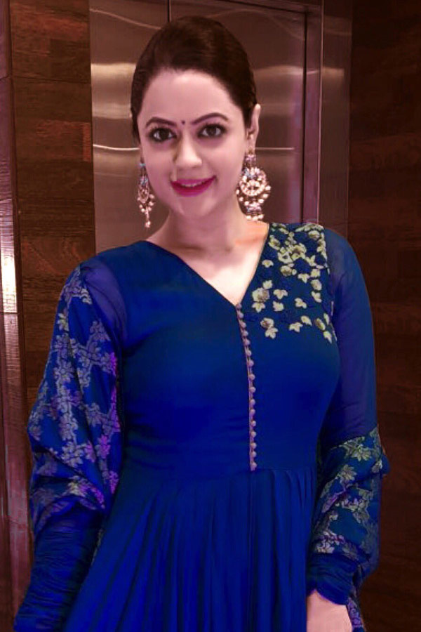 Actress Shruti Sodhi exclusive photo gallery - Sakshi22